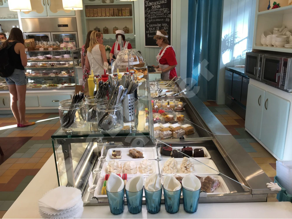 Среднетемпературная холодильная витрина Bistro BM 1563